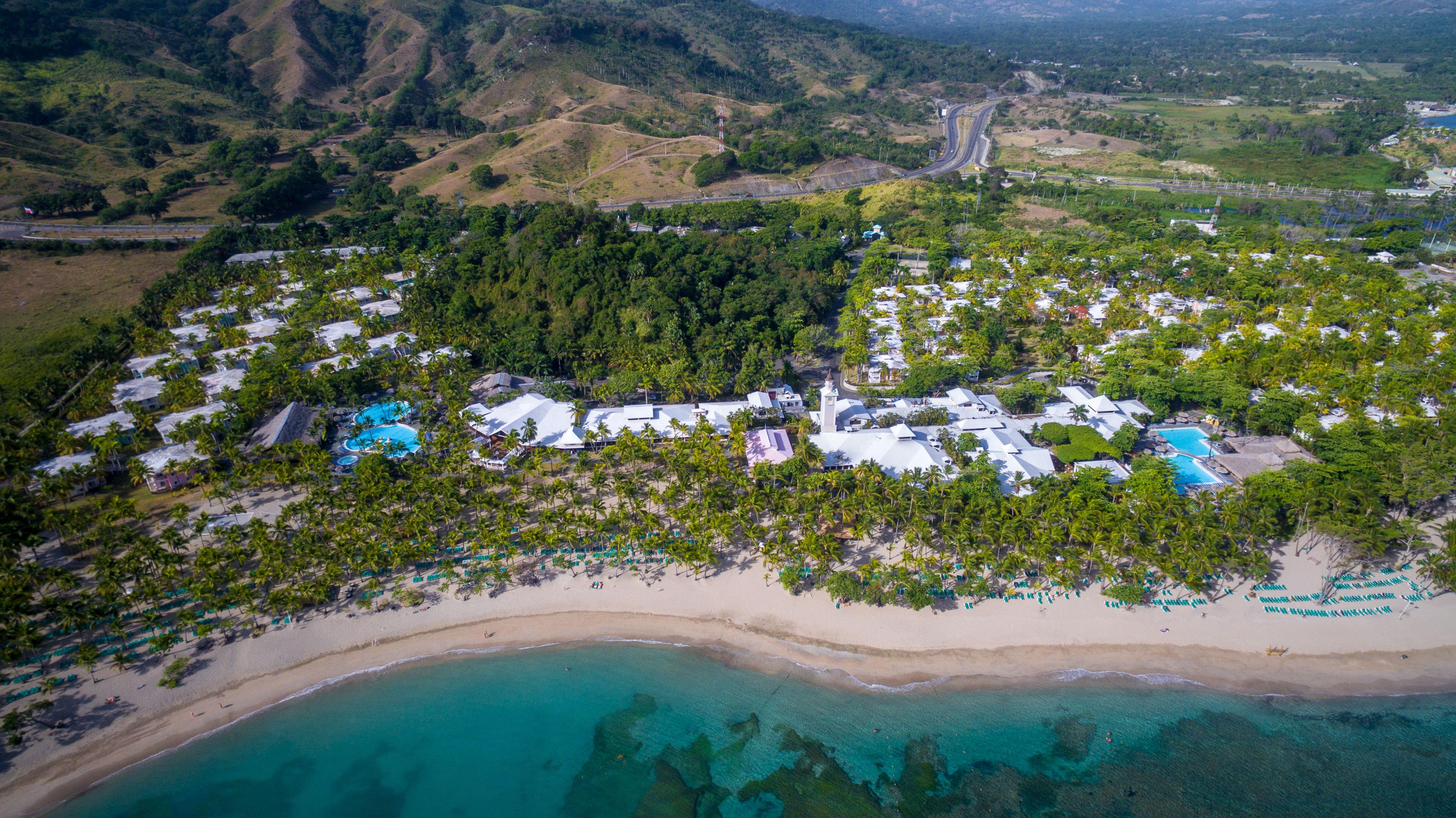 Playabachata Puerto Plata Exterior foto Aerial view of the resort