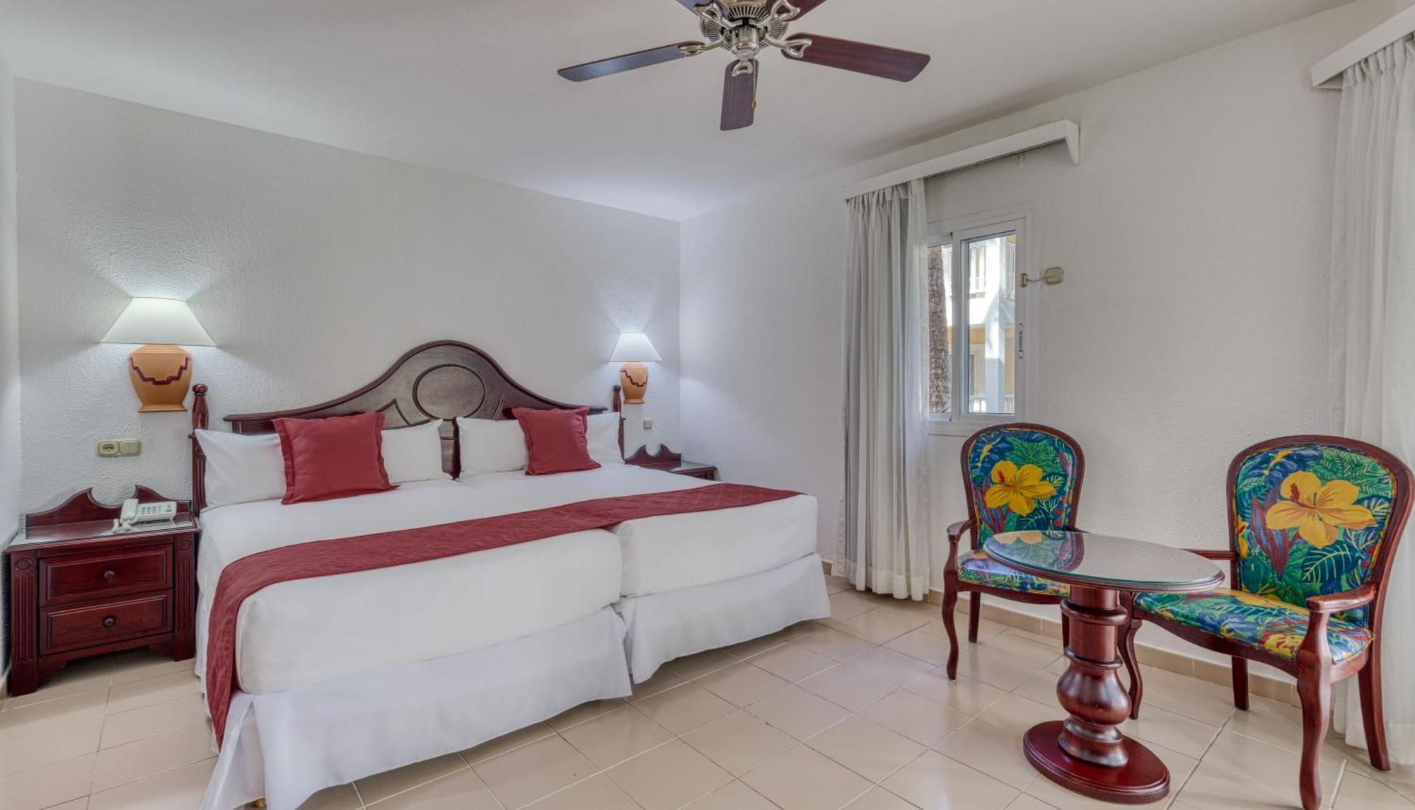 Playabachata Puerto Plata Exterior foto A room at the hotel